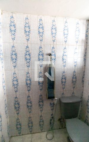 Apartamento à venda com 80m², 3 quartos e 1 vaga Apartamento à venda com 80m², 3 quartos e 1 vagaBanheiro