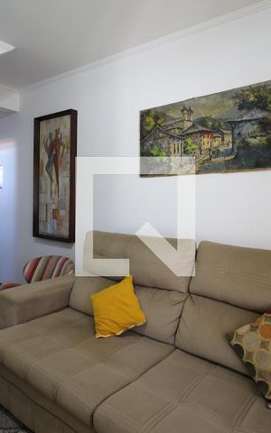 Casa à venda com 388m², 3 quartos e 7 vagasSala