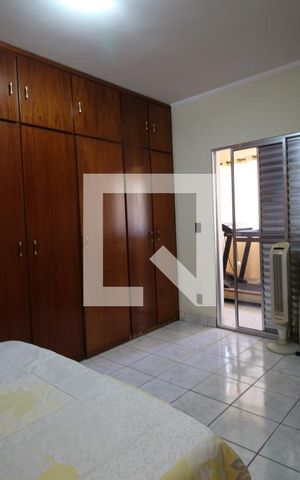 Casa à venda com 388m², 3 quartos e 7 vagasQuarto Suíte