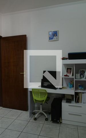 Casa à venda com 388m², 3 quartos e 7 vagasQuarto 2