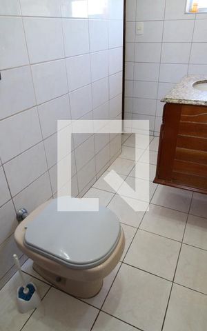 Casa à venda com 388m², 3 quartos e 7 vagasBanheiro da Suíte
