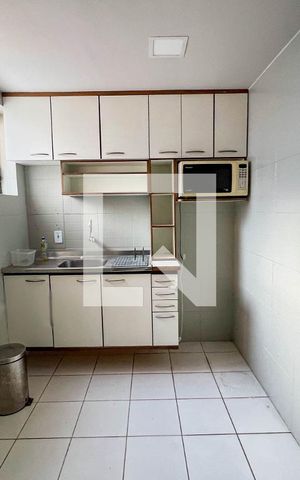 Studio para alugar com 350m², 8 quartos e sem vaga