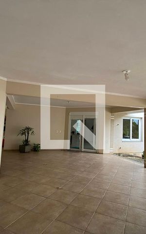 Casa à venda com 264m², 3 quartos e 3 vagasGaragem
