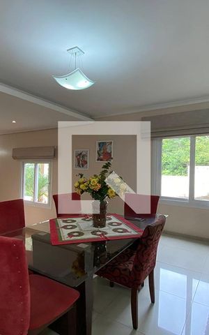 Casa à venda com 264m², 3 quartos e 3 vagasSala de Jantar 