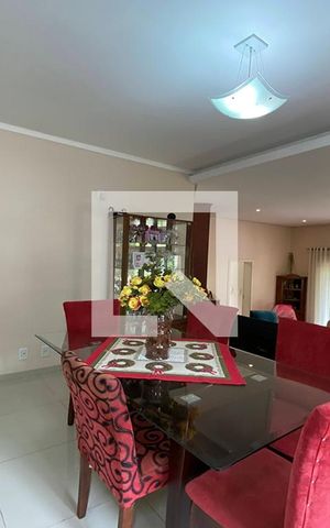 Casa à venda com 264m², 3 quartos e 3 vagasSala de Jantar 