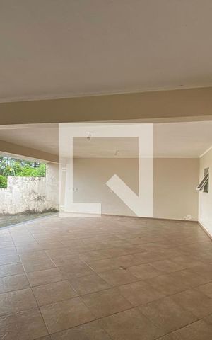 Casa à venda com 264m², 3 quartos e 3 vagasGaragem