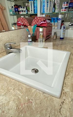 Casa à venda com 264m², 3 quartos e 3 vagasPia do Banheiro