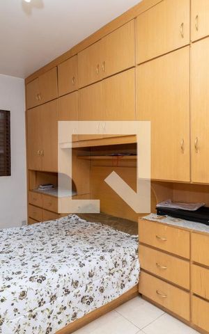 Casa à venda com 180m², 3 quartos e sem vaga Casa à venda com 180m², 3 quartos e sem vagaSuíte