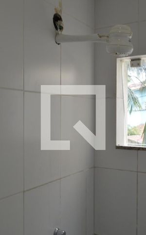 Casa de condomínio à venda com 98m², 4 quartos e 1 vagaBamheiro