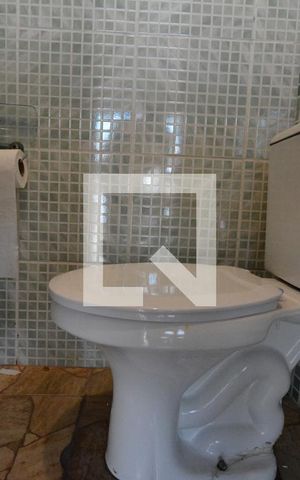 Apartamento para alugar com 70m², 2 quartos e 1 vagaBanheiro de serviço