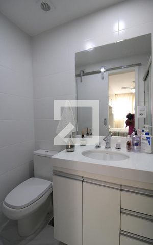 Apartamento à venda com 86m², 2 quartos e 1 vagaBanheiro da Suíte