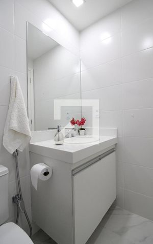 Apartamento à venda com 86m², 2 quartos e 1 vagaBanheiro Social