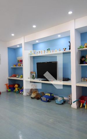 Apartamento à venda com 86m², 2 quartos e 1 vagaÁrea comum