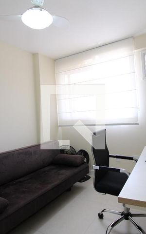 Apartamento à venda com 86m², 2 quartos e 1 vagaQuarto 01
