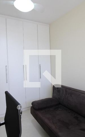 Apartamento à venda com 86m², 2 quartos e 1 vagaQuarto 01