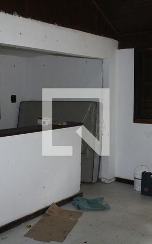 Casa à venda com 3000m², 4 quartos e 2 vagasSala