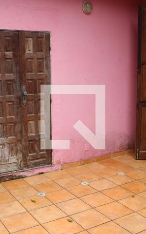 Casa à venda com 3000m², 4 quartos e 2 vagasQuintal
