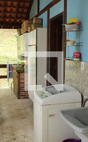 Casa à venda com 3000m², 4 quartos e 2 vagasÁrea de Serviço