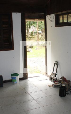 Casa à venda com 3000m², 4 quartos e 2 vagasSala