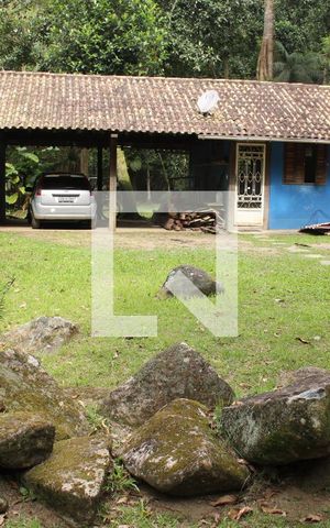 Casa à venda com 3000m², 4 quartos e 2 vagasfachada da casa 2