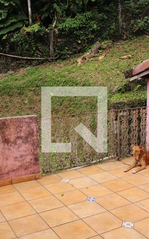 Casa à venda com 3000m², 4 quartos e 2 vagasQuintal