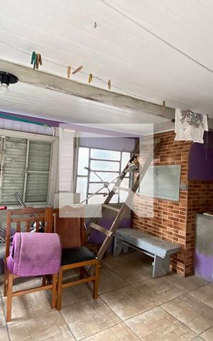 Casa à venda com 110m², 4 quartos e 1 vagaChurrasqueira