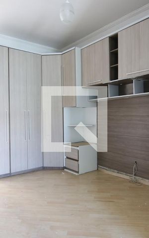 Casa à venda com 100m², 2 quartos e 2 vagasSuíte 2
