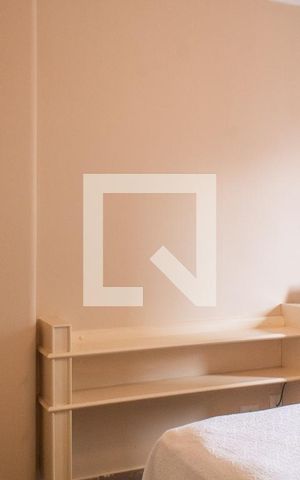 Apartamento para alugar com 319m², 4 quartos e 2 vagas Apartamento para alugar com 319m², 4 quartos e 2 vagasQuarto 1