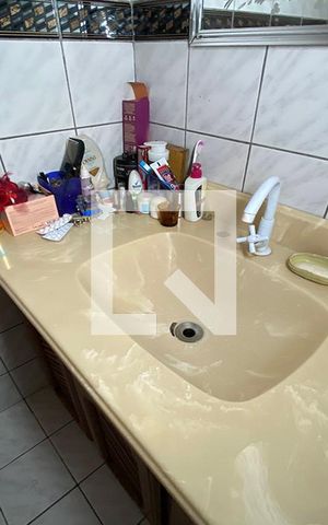 Casa à venda com 165m², 3 quartos e 1 vagaBanheiro