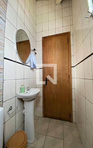 Casa à venda com 165m², 3 quartos e 1 vagaBanheiro 3