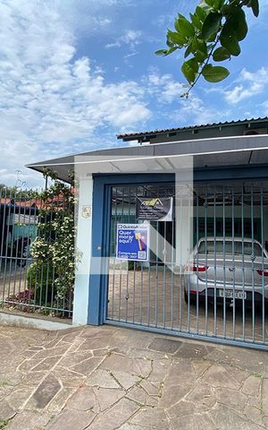 Casa à venda com 165m², 3 quartos e 1 vagaFachada