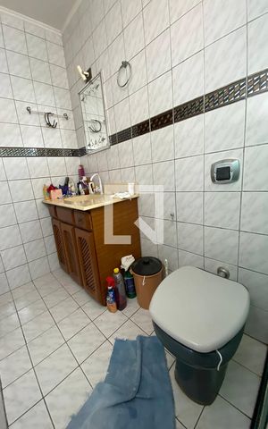 Casa à venda com 165m², 3 quartos e 1 vagaBanheiro