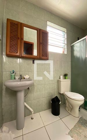 Casa à venda com 165m², 3 quartos e 1 vagaBanheiro 2