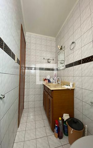 Casa à venda com 165m², 3 quartos e 1 vagaBanheiro