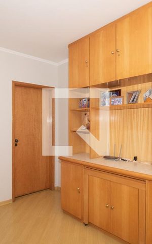 Casa à venda com 154m², 3 quartos e 2 vagas Casa à venda com 154m², 3 quartos e 2 vagasHall dos Quartos