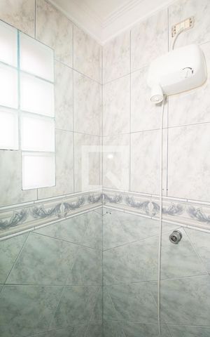 Casa à venda com 154m², 3 quartos e 2 vagas Casa à venda com 154m², 3 quartos e 2 vagasBanheiro da Suíte 2