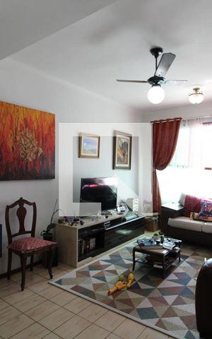 Casa à venda com 300m², 3 quartos e 3 vagasSala