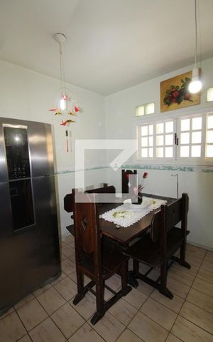 Casa à venda com 300m², 3 quartos e 3 vagasCozinha