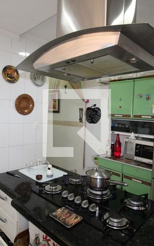 Casa à venda com 300m², 3 quartos e 3 vagasCozinha