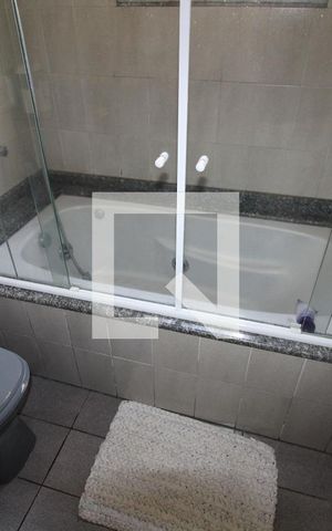 Casa à venda com 300m², 3 quartos e 3 vagasBanheiro