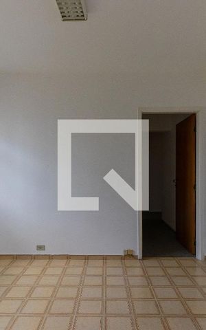 Apartamento para alugar com 240m², 4 quartos e 3 vagas Apartamento para alugar com 240m², 4 quartos e 3 vagasQuarto 4