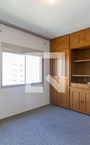 Apartamento para alugar com 240m², 4 quartos e 3 vagas Apartamento para alugar com 240m², 4 quartos e 3 vagasQuarto 2