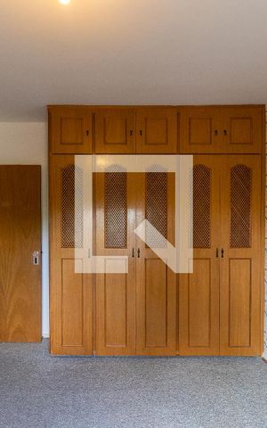 Apartamento para alugar com 240m², 4 quartos e 3 vagas Apartamento para alugar com 240m², 4 quartos e 3 vagasQuarto