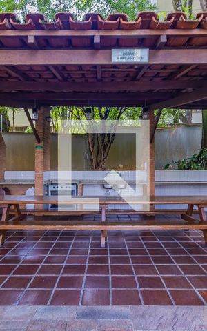 Apartamento para alugar com 240m², 4 quartos e 3 vagas Apartamento para alugar com 240m², 4 quartos e 3 vagasÁrea comum