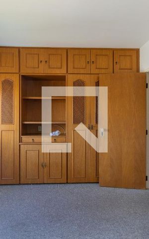 Apartamento para alugar com 240m², 4 quartos e 3 vagas Apartamento para alugar com 240m², 4 quartos e 3 vagasQuarto 2