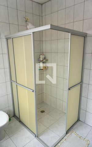 Casa à venda com 157m², 3 quartos e sem vaga Casa à venda com 157m², 3 quartos e sem vagaBanheiro