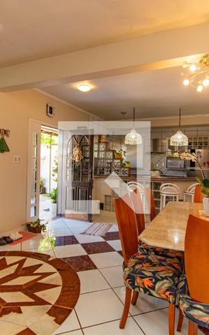 Casa à venda com 120m², 3 quartos e 3 vagas Casa à venda com 120m², 3 quartos e 3 vagasSala de Jantar