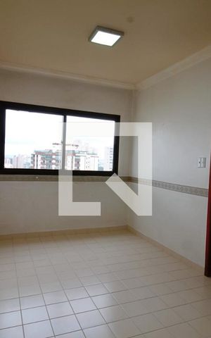 Apartamento à venda com 198m², 4 quartos e 4 vagas Apartamento à venda com 198m², 4 quartos e 4 vagasCopa