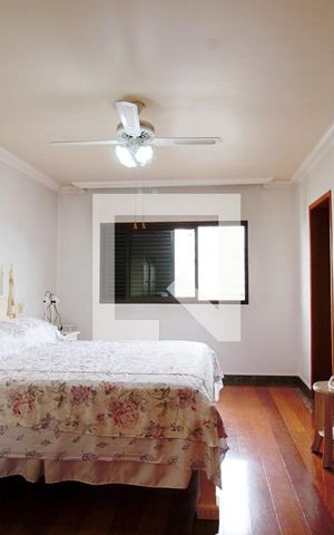 Apartamento à venda com 198m², 4 quartos e 4 vagas Apartamento à venda com 198m², 4 quartos e 4 vagasSuíte 3