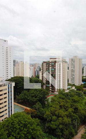 Apartamento à venda com 198m², 4 quartos e 4 vagas Apartamento à venda com 198m², 4 quartos e 4 vagasVista da Suíte 1